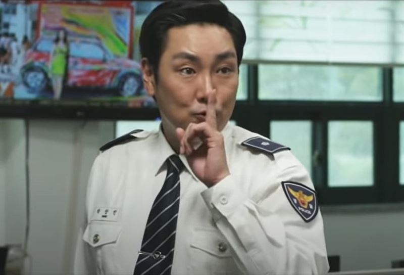 趙震雄在劇中是核心人物，不是可以剪一剪就解決的角色，重拍也不可能。