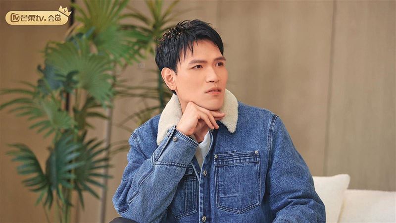 楊宗緯的旅遊與大陸居住經歷