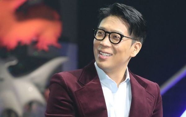 爭議藝人演出合影