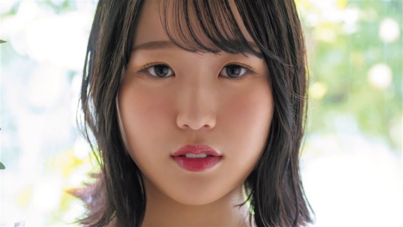 南見京出道宣傳照