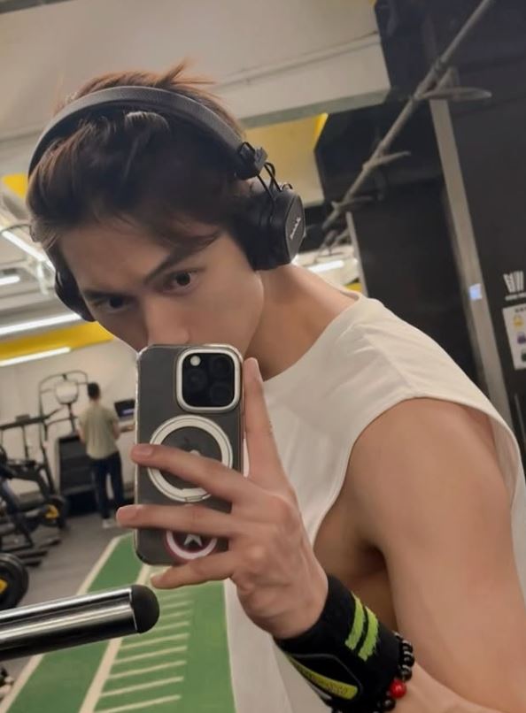 范姜彥豐健身照