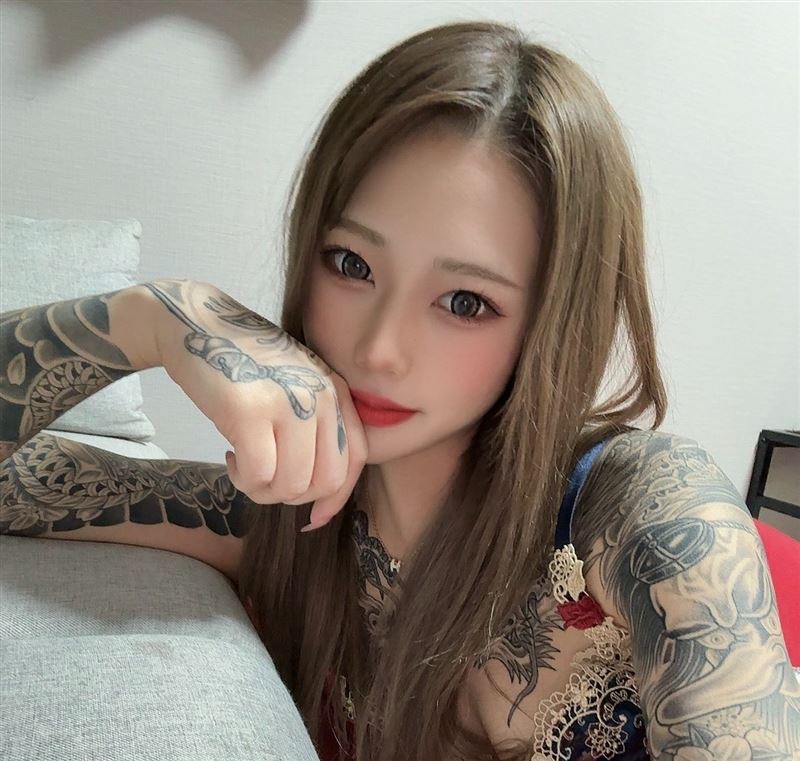 天澤鈴刺青補充照