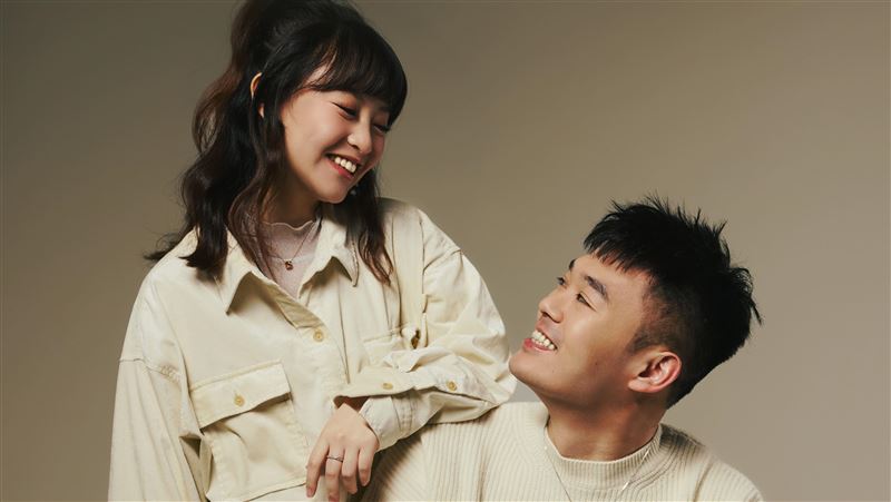 王齊麟夫妻恩愛