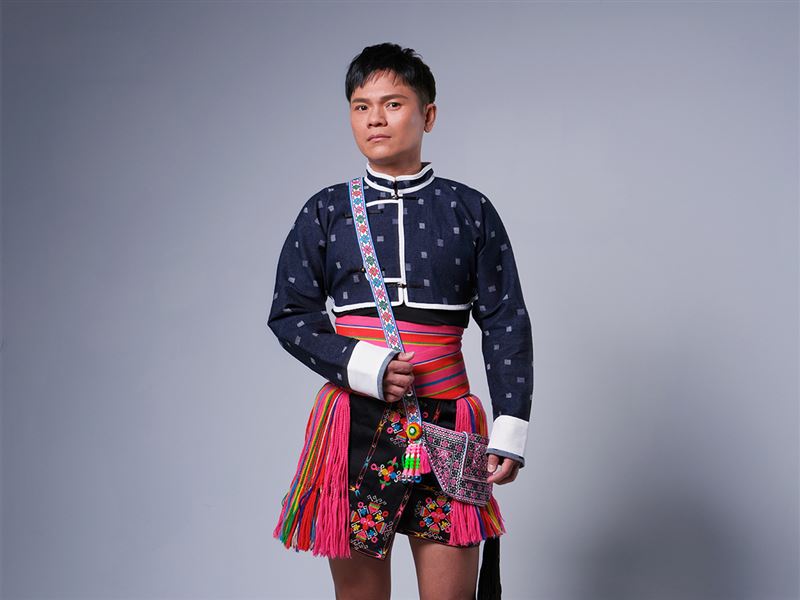 透過金曲歌王舒米恩與部落青年共同演出,原民處期許能讓旅人走進台東、感受台東。