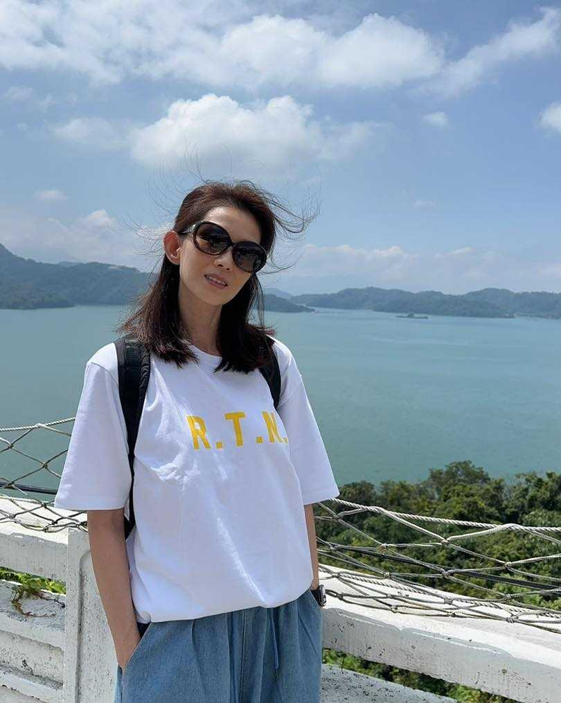 葉全真與James的低調相處畫面