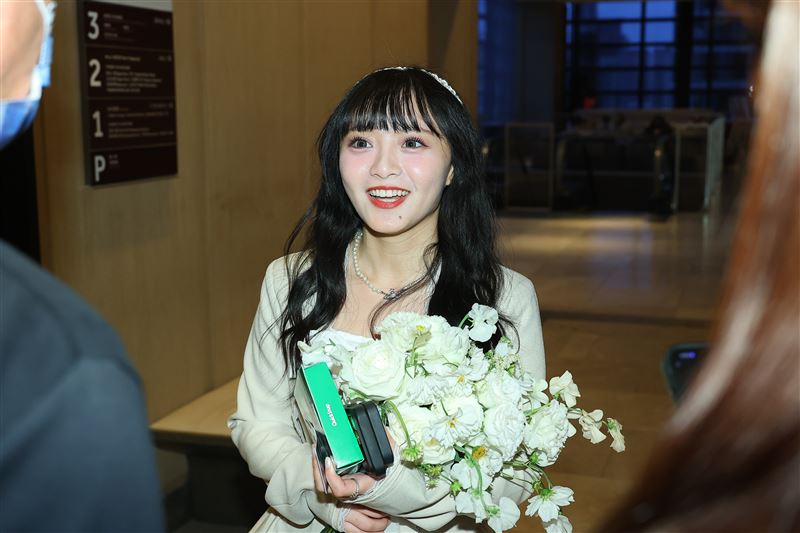 陳詩雅出席婚宴