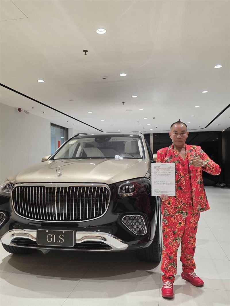 完成下訂的GLS600休旅車