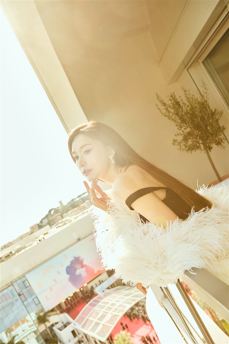 比賽海報與簽名活動詳情