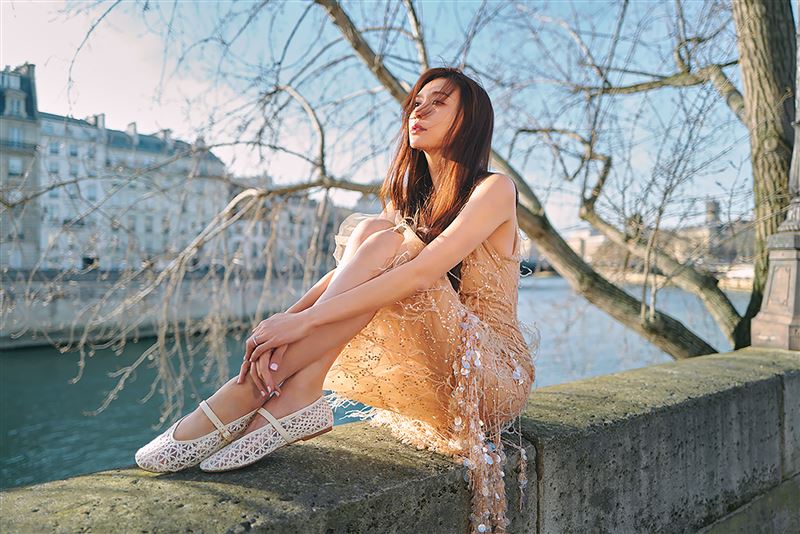 志玲慈善年曆海報