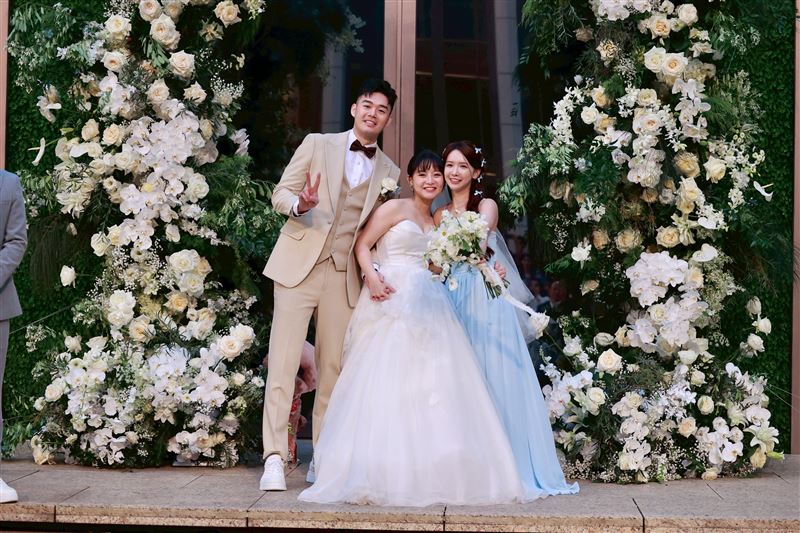 王齊麟（左起）、陳詩媛、禾羽