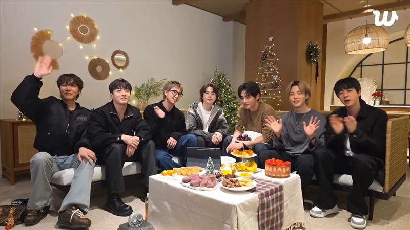 BTS直播畫面翻攝自Weverse