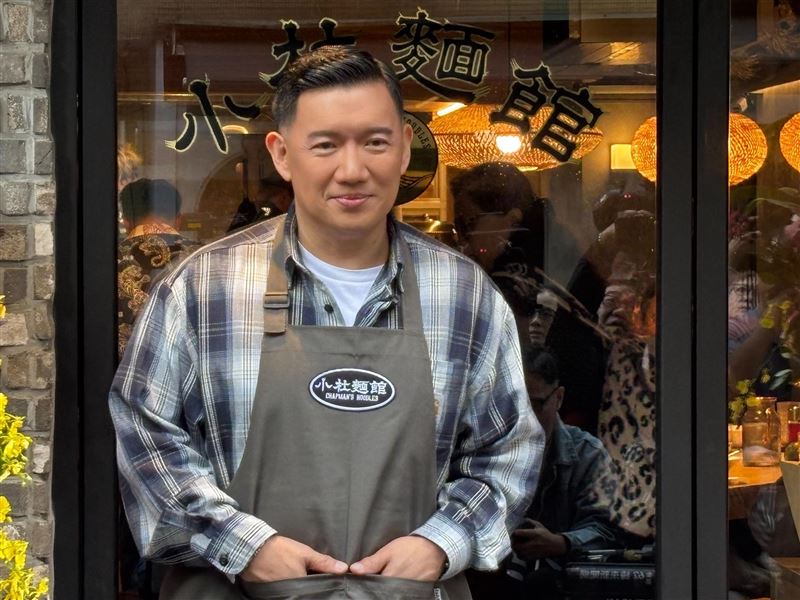 杜汶澤與余家昶相關圖