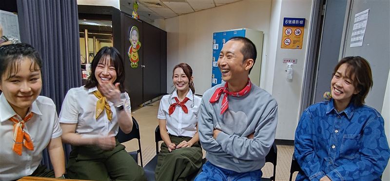 大霈、浩子、林莎、冬天與山豬妹參加新節目記者會