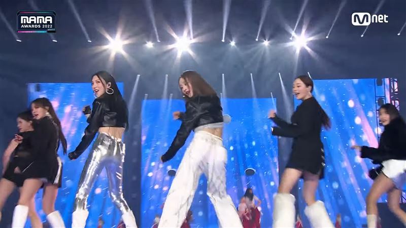 KARA回歸台北跨年演唱會照片