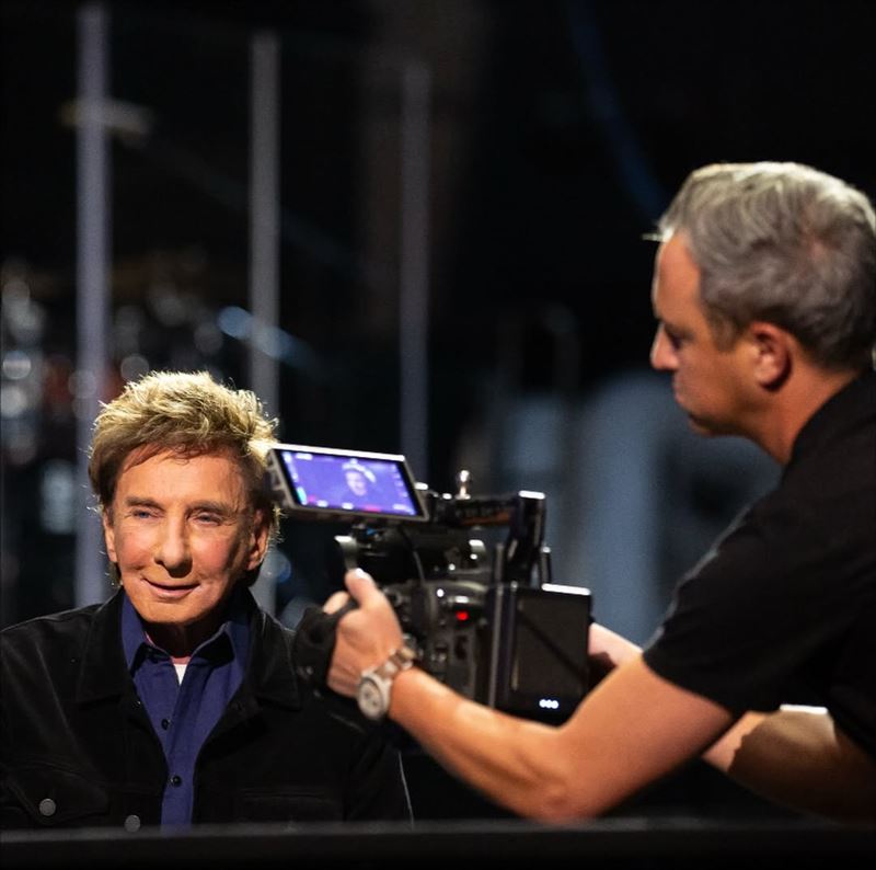 巴瑞曼尼洛在舞台