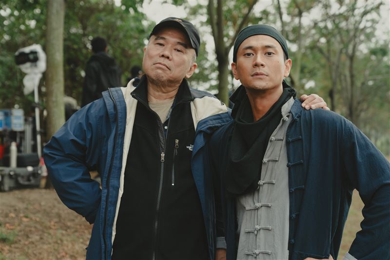 主演與導演合照