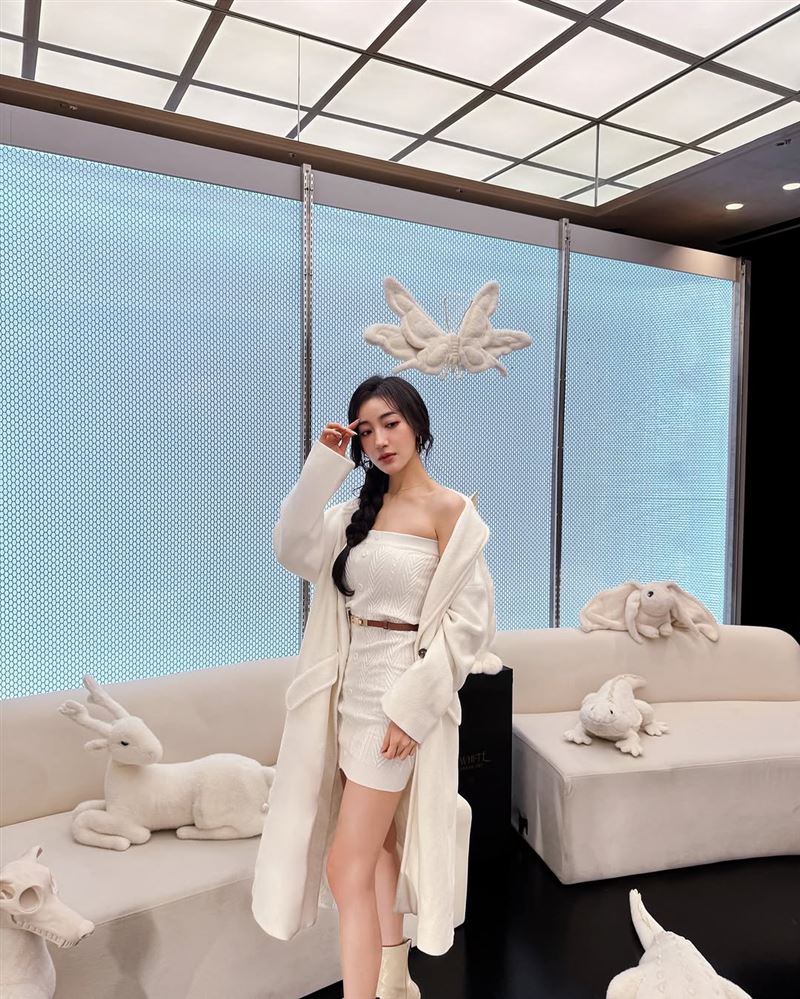 夏宇禾酒局亲密照1