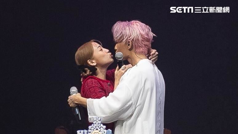 《營業中》鬼鬼、炎亞綸