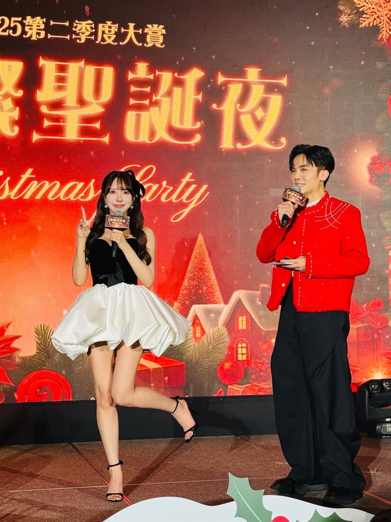 三上悠亞擔任抽獎嘉賓的幕後瞬間