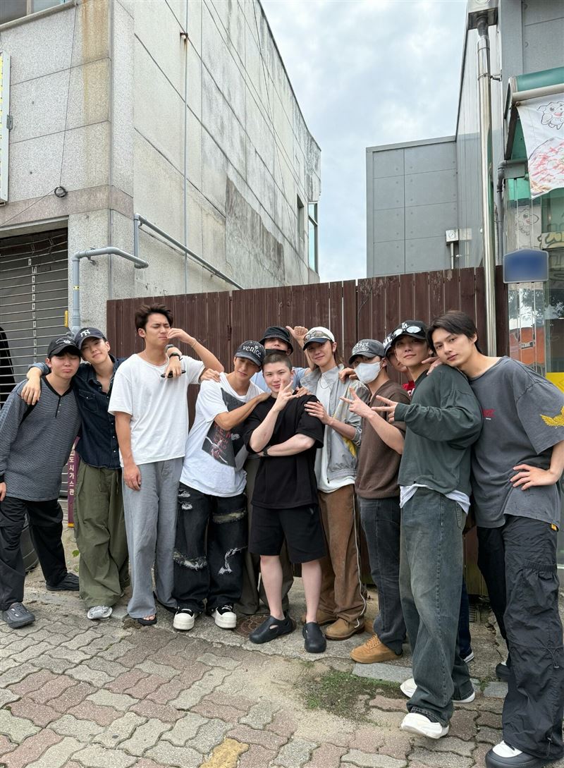 WOOZI在軍中照片