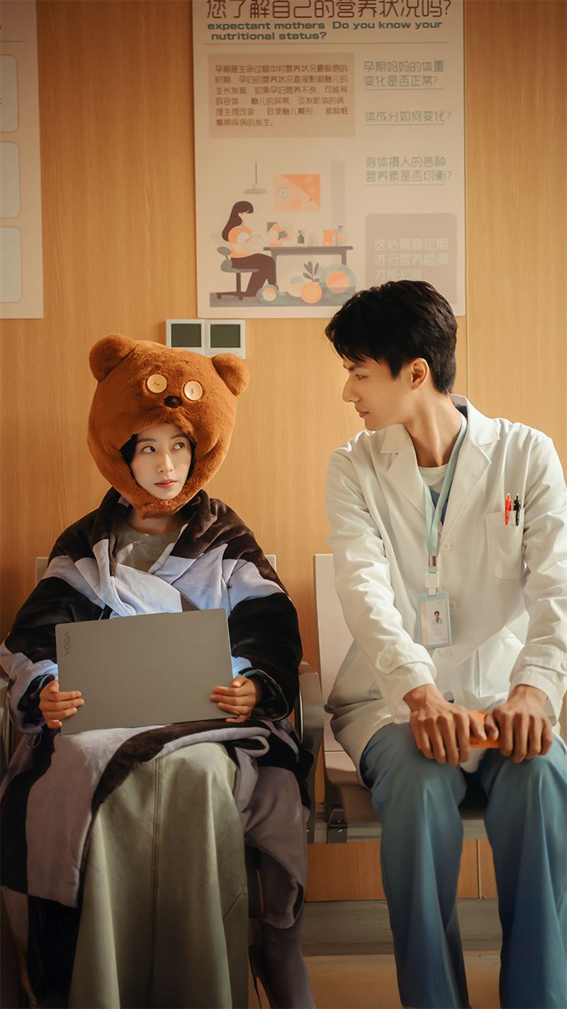 周雨彤與徐文斌曖昧場景