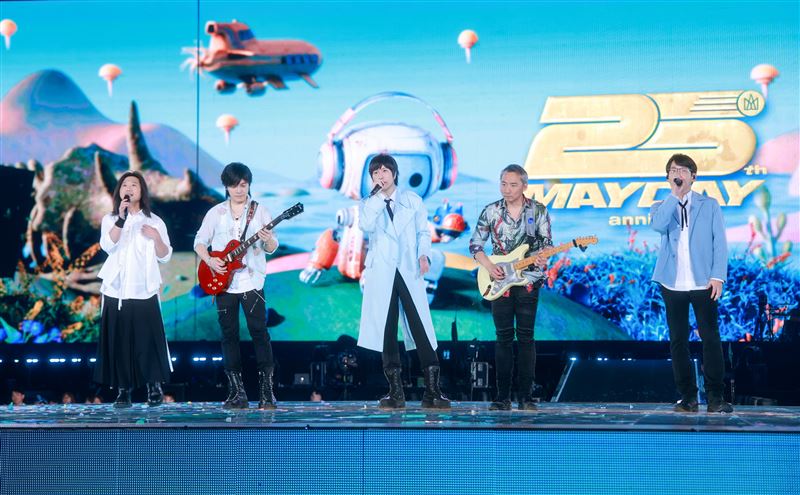 五月天台中站宣布加開座位