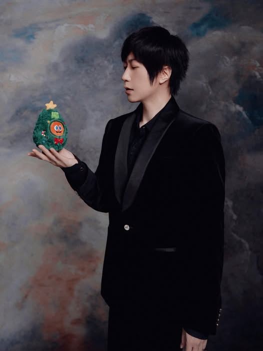 阿信上海演唱會摔倒照片