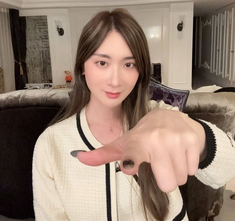 陳漢章在IG分享生活點滴