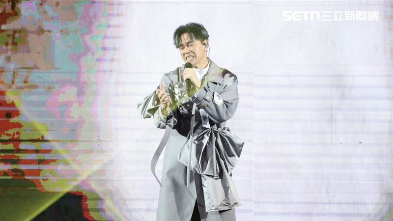 李聖傑在台北小巨蛋開唱。
