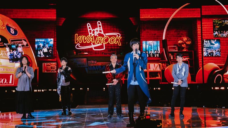 五月天在台中開唱