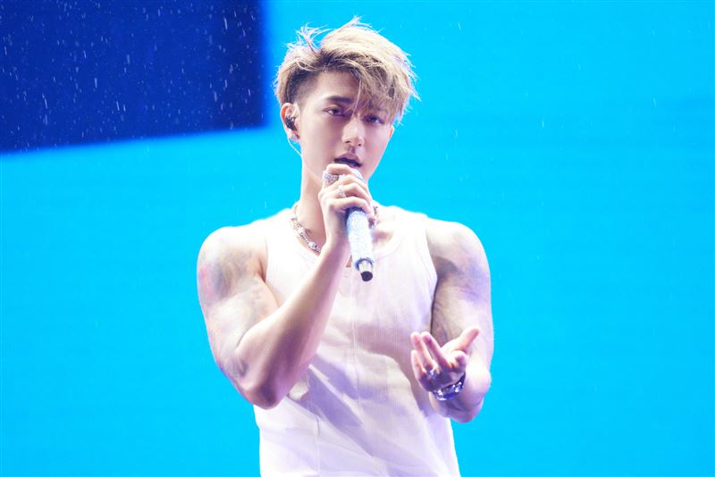 黃子韜童年照片