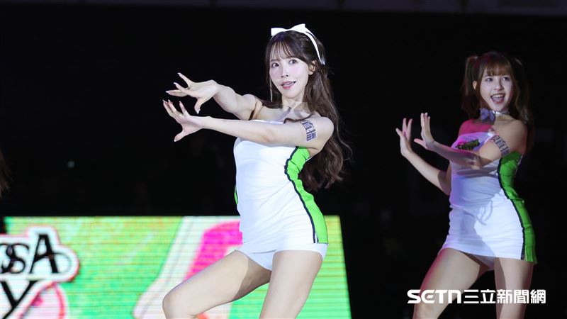 三上悠亞首次登場畫面