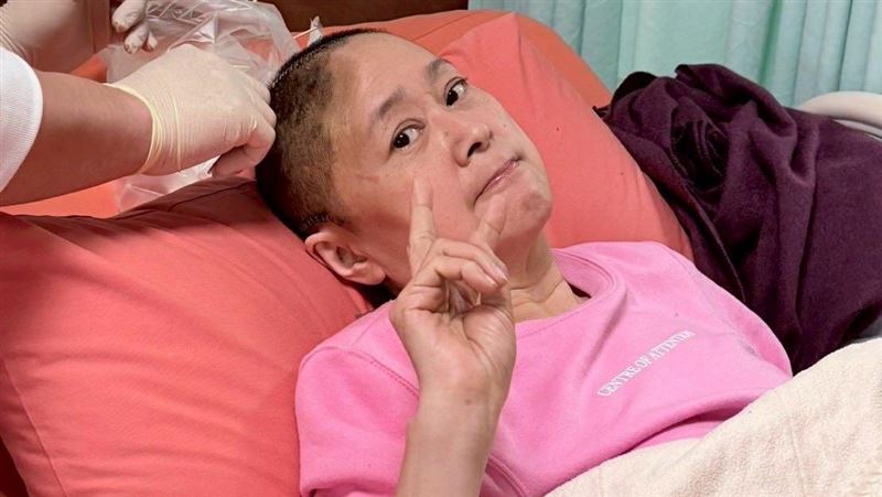 王月最新病榻照