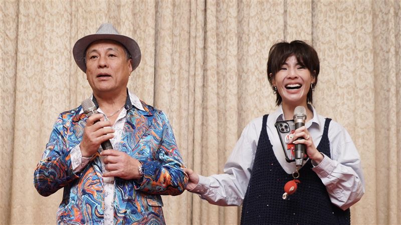 徐小可透露父亲曾交往小20岁女友