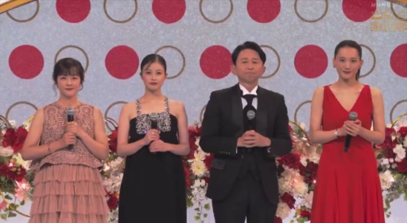 廣島出身主持沉默照片