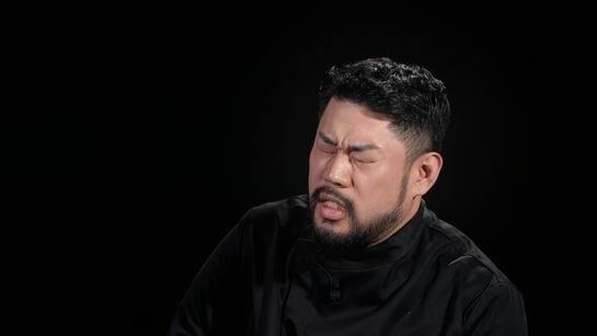 節目圖：比賽畫面與選手背景