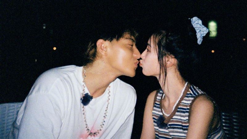 黃子韜與徐藝洋2014年官宣戀情