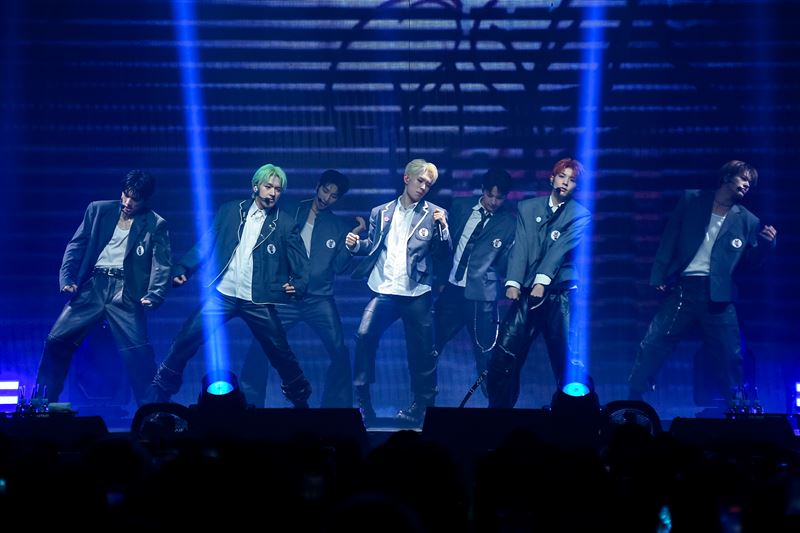 NEXZ 首場在台著火圖片