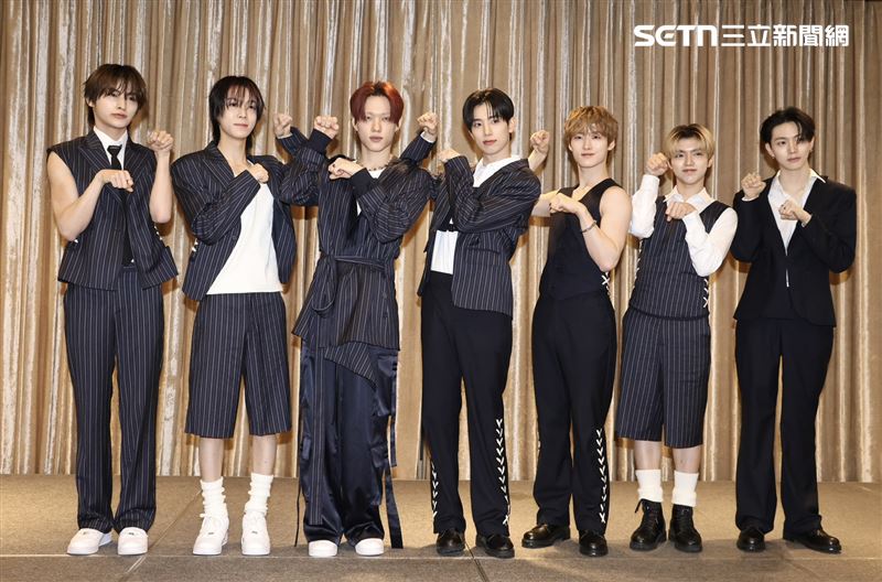 ALL(H)OURS成員在台南合影