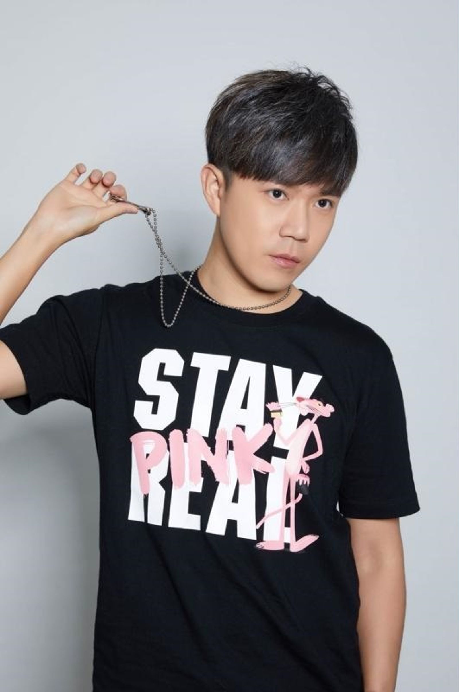 米可白、愷樂曾遭遇不公