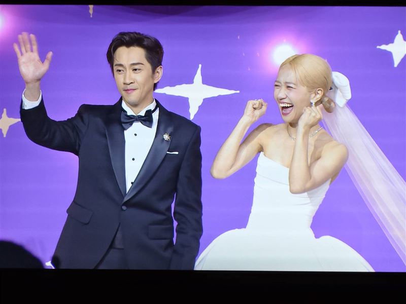Lulu與陳漢典婚宴合影