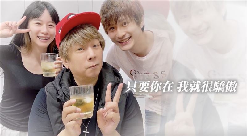 曹西平告别式与Jeremy的缘分照片