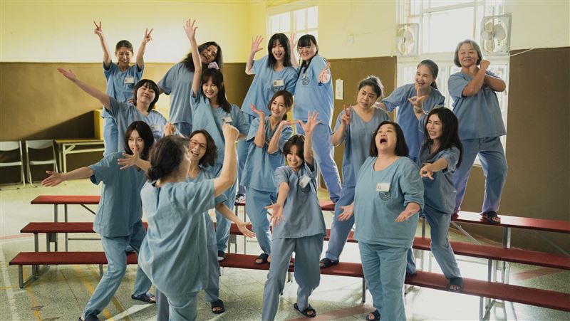 陽光女子合唱團官方照片