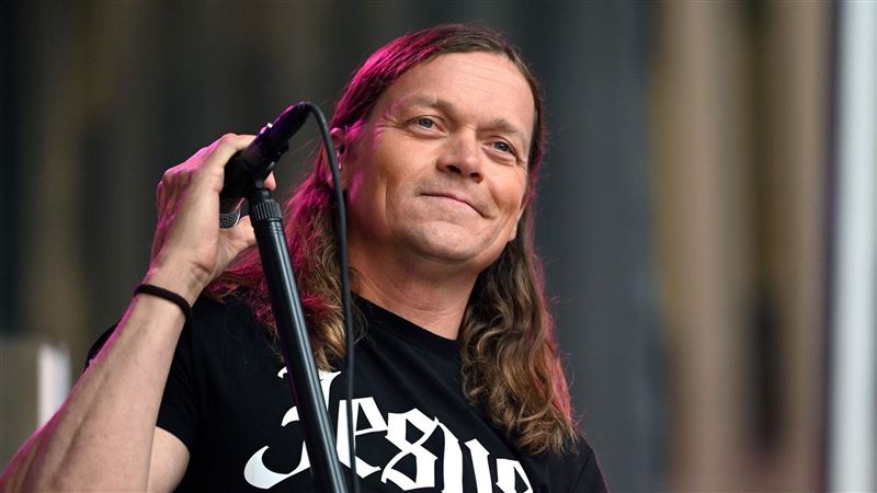 Brad Arnold 官方照片