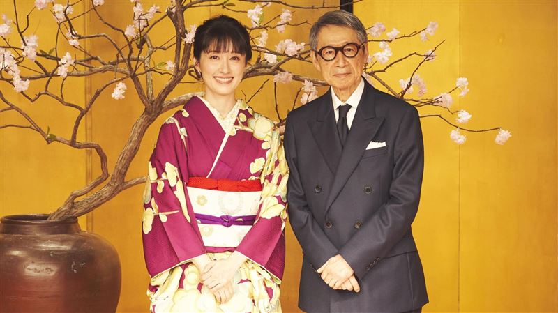 田中千繪與父親田中東尼現身媒體聯訪