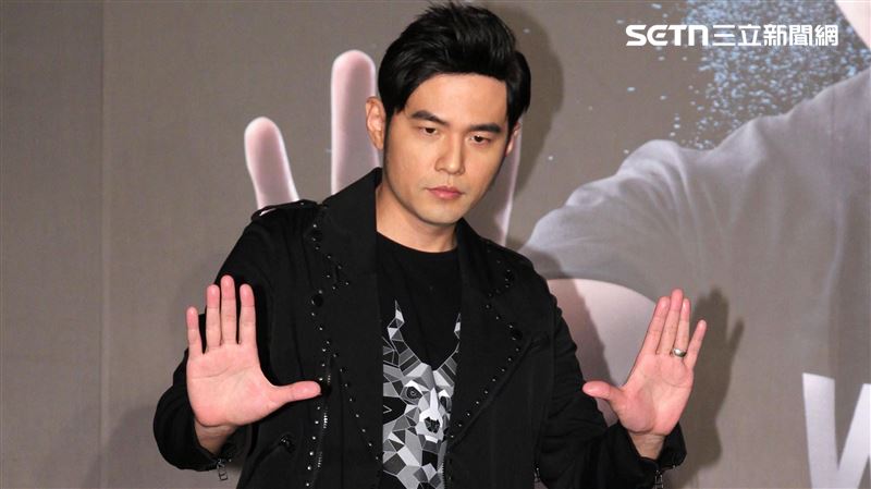 周杰倫巡演預告圖