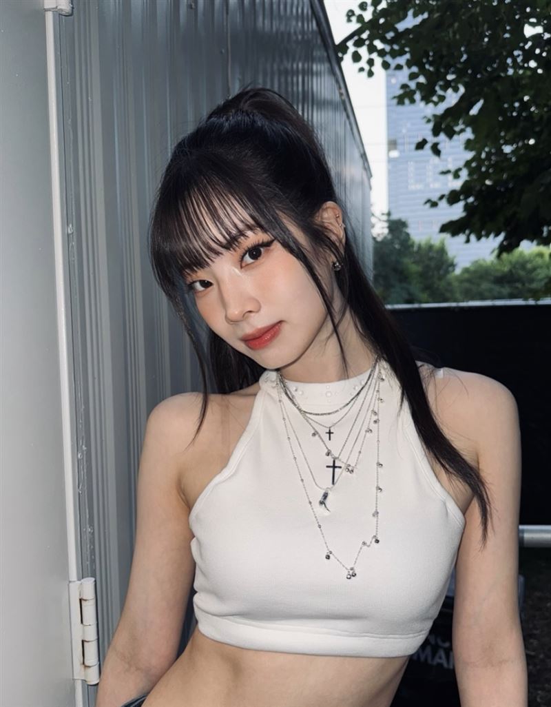 TWICE多賢骨折(圖/翻攝自IG)