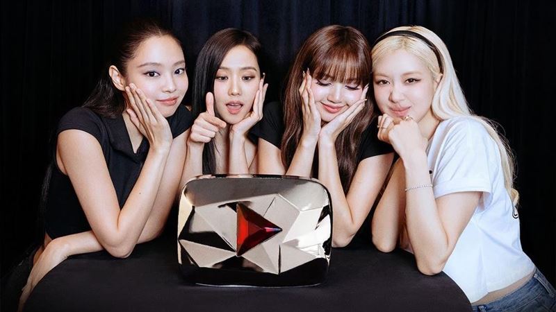 BLACKPINK 封面圖