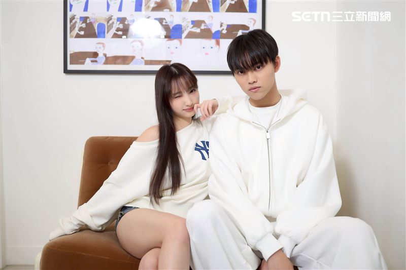 Ivan、Anita接受專訪