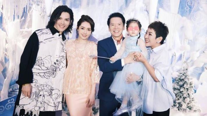 向華強宣布資產移交給郭碧婷